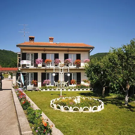 Guest house Rutar